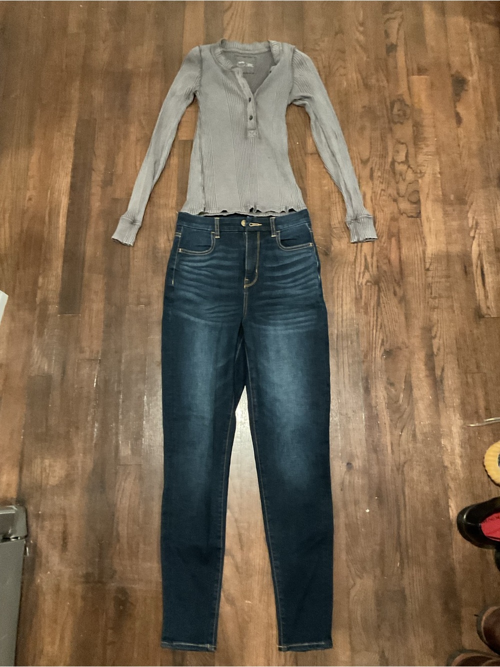 American Eagle Outfit- Long Sleeve top & Dark Wash Skinny Jeans